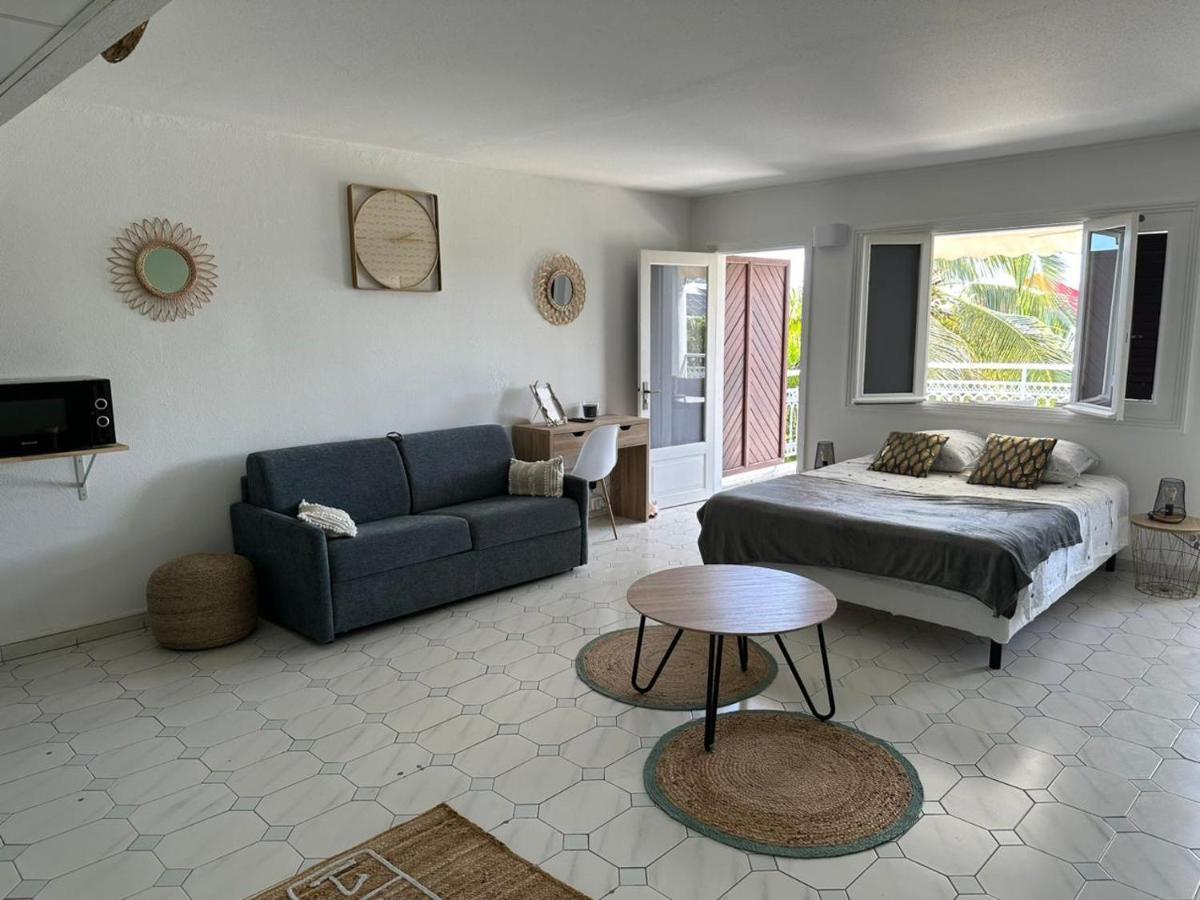 Grand Studio Zen Idealement Situe A Saint-Francois Avec Piscine Et Terrasse Exteriör bild