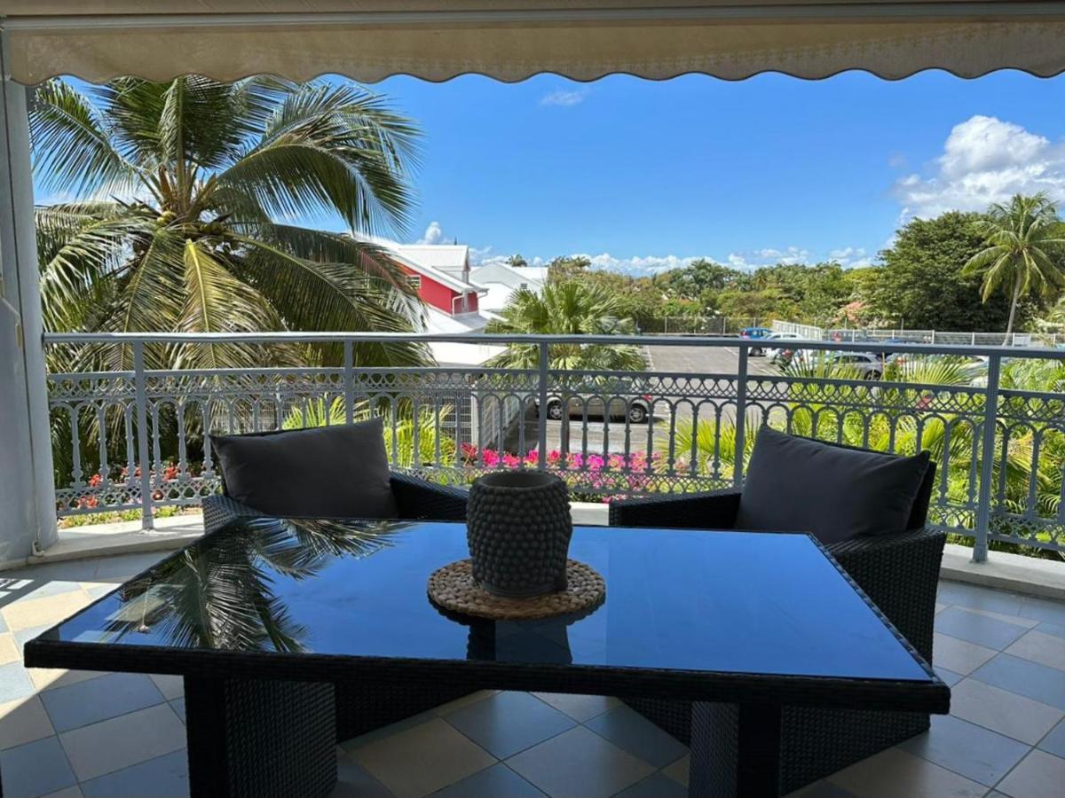 Grand Studio Zen Idealement Situe A Saint-Francois Avec Piscine Et Terrasse Exteriör bild